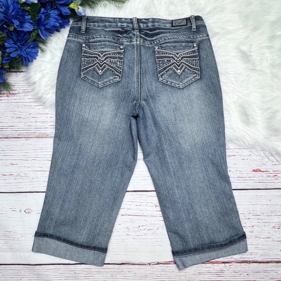 👖|•EARL JEAN•| Pretty Cropped/Capri Jeans Size 12👖 - Picture 3 of 8